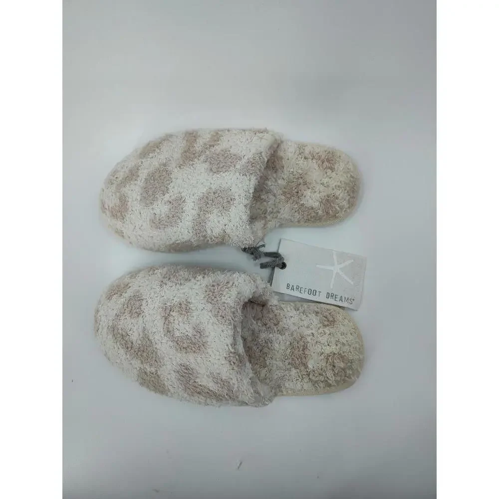 Barefoot Dreams NWT CozyChic Youth Barefoot in the Wild Slipper Sz Youth Medium